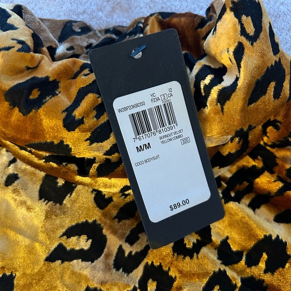 Guess Body Suit size medium - Picture 2 of 6